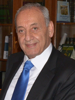 رئيس مجلس النواب نبيه برّي يدعو للوحدة ويدين غارات العدو “الفجرية