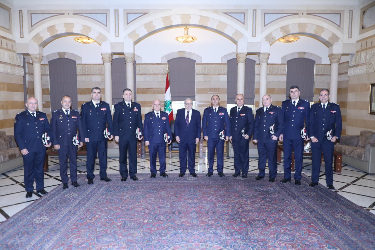 ‏اللواء الركن لاوندس مهنّئًا الرئيس سلام بالأعياد