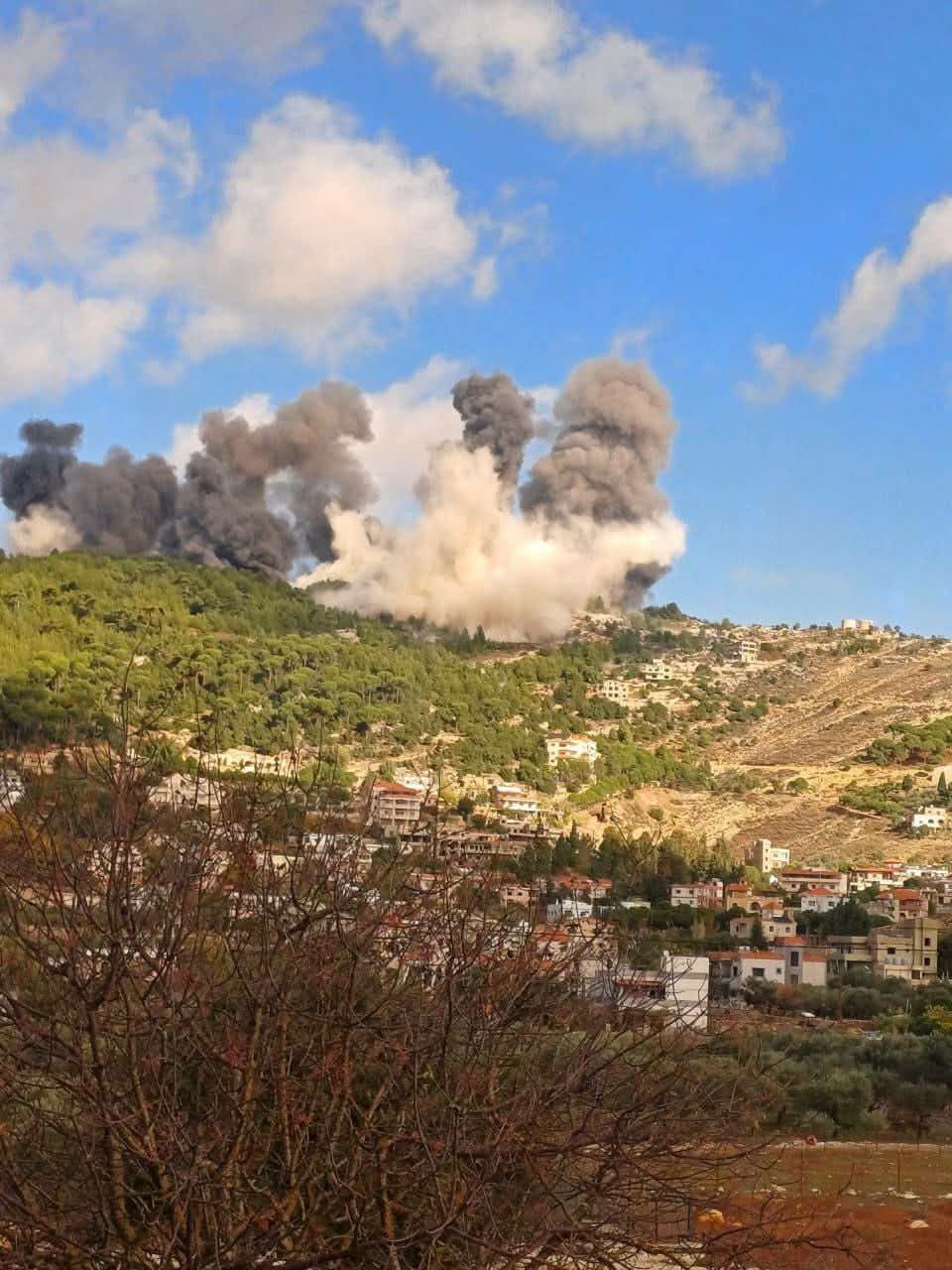 العدو الصهيوني شن سلسلة غارات على جنوب لبنان والبقاع الغربي