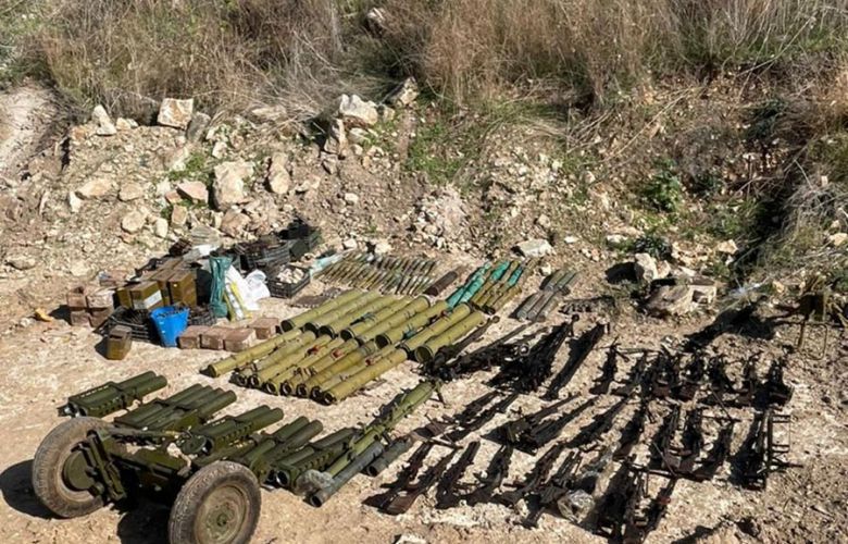 الجيش يتسلُّم السلاح الفلسطيني من مخيم عين الحلوة