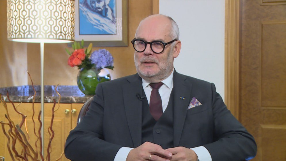 كاريس: العقوبات الغربية على روسيا موقتة