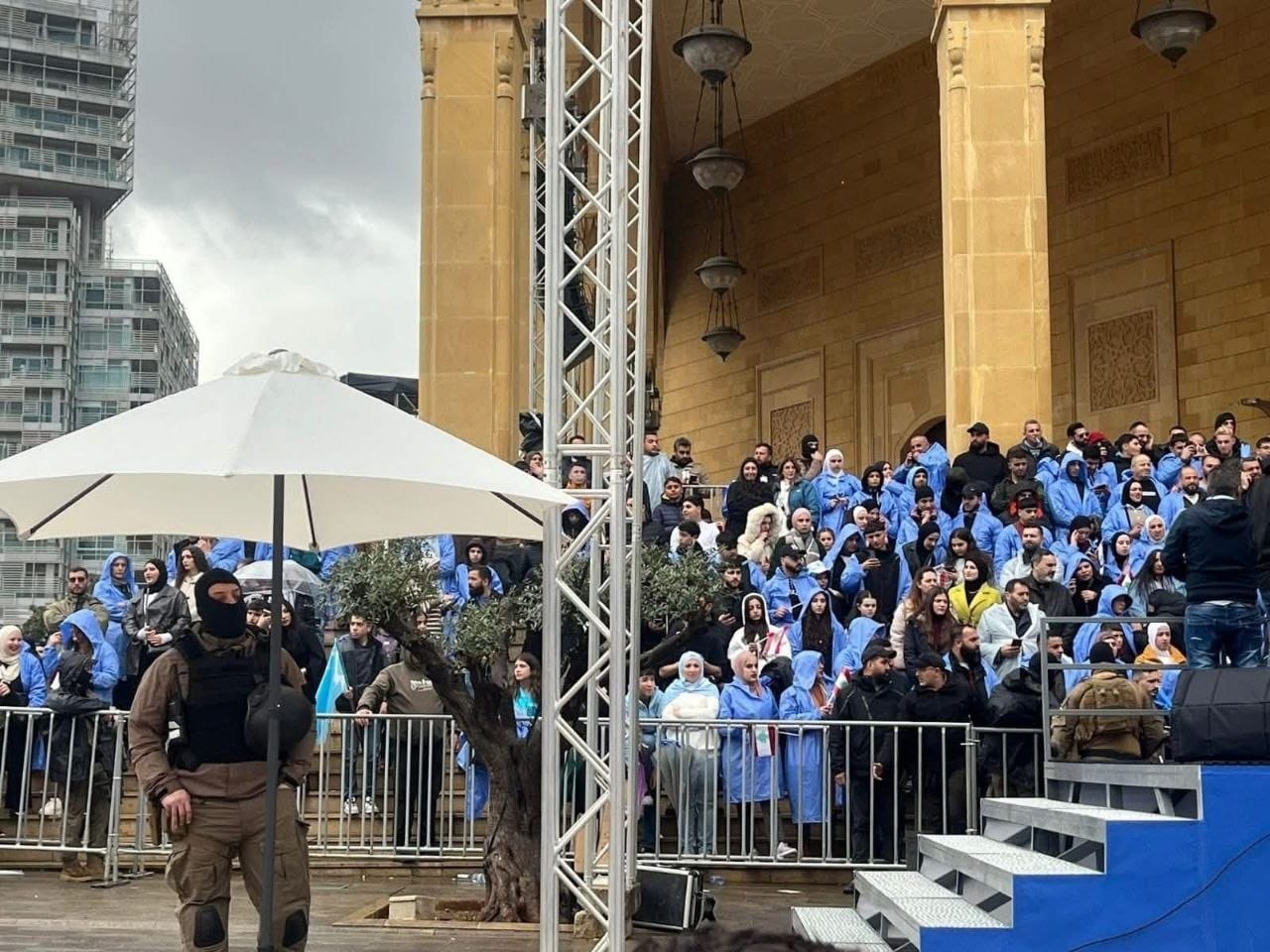 معنى الاحتشاد بعد 21 عاماً في 14 شباط