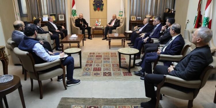 اللواء شقير يستقبل النائب البطريركي الماروني