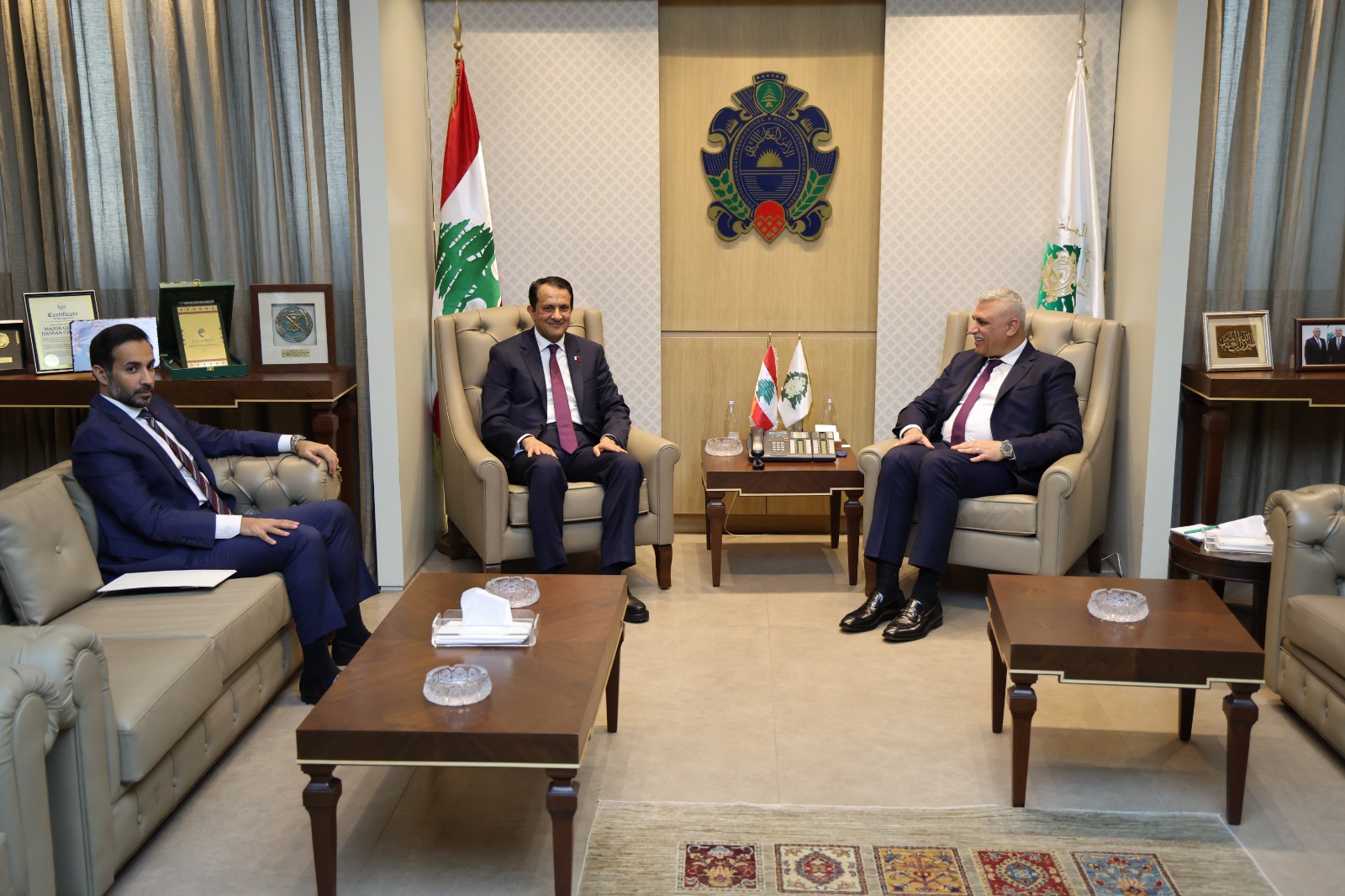 المدير العام للأمن العام اللواء شقير يستقبل السفير القطري