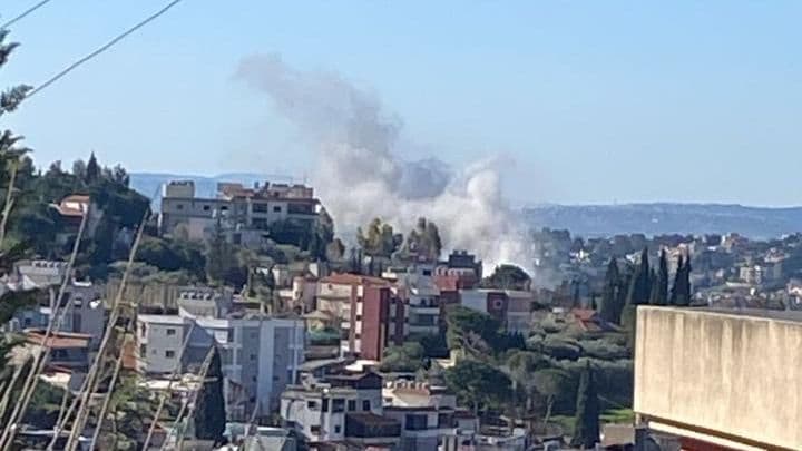 استهداف حي الجامعات في النبطية وسيارة على طريق زحلة