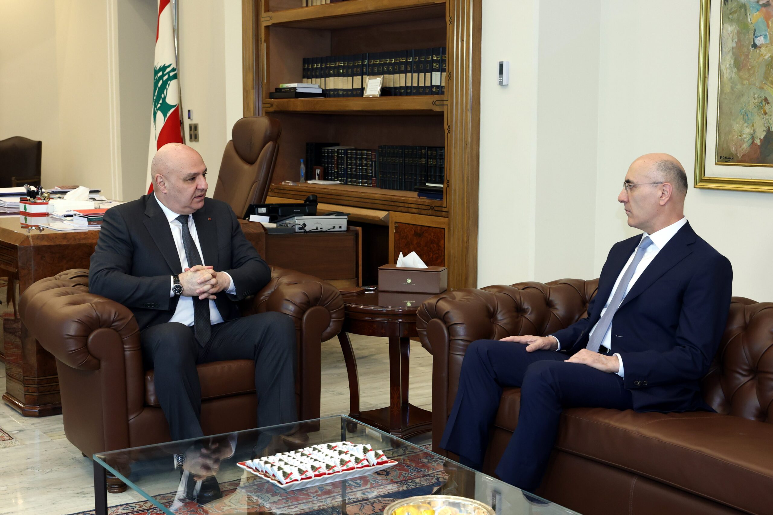 الرئيس عون يجتمع بوزير الدفاع ..قائد الجيش ..وزير الداخلية