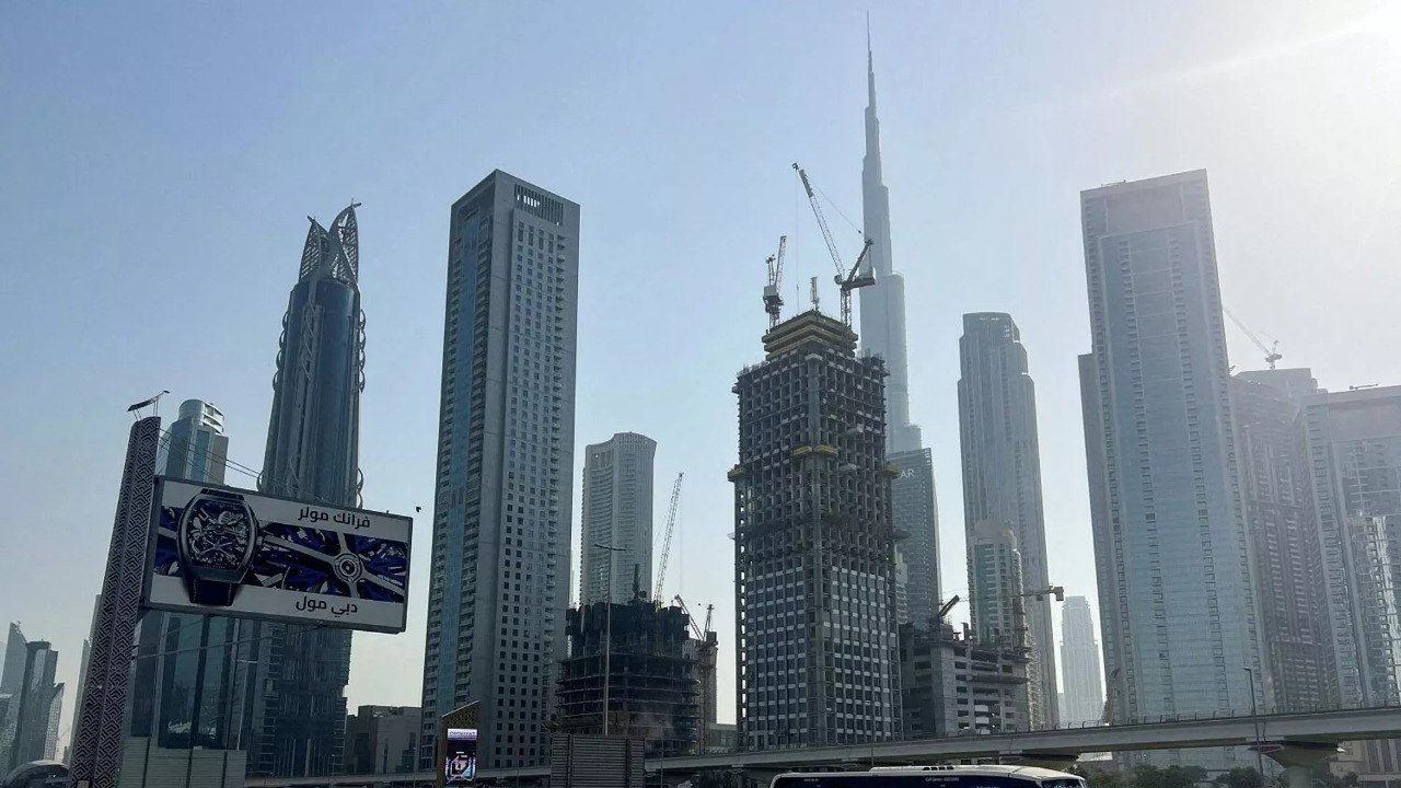 الرد الصاروخي لإيران بعد تصريحات ترامب “الحربية” أية قواعد أمريكية طالت؟