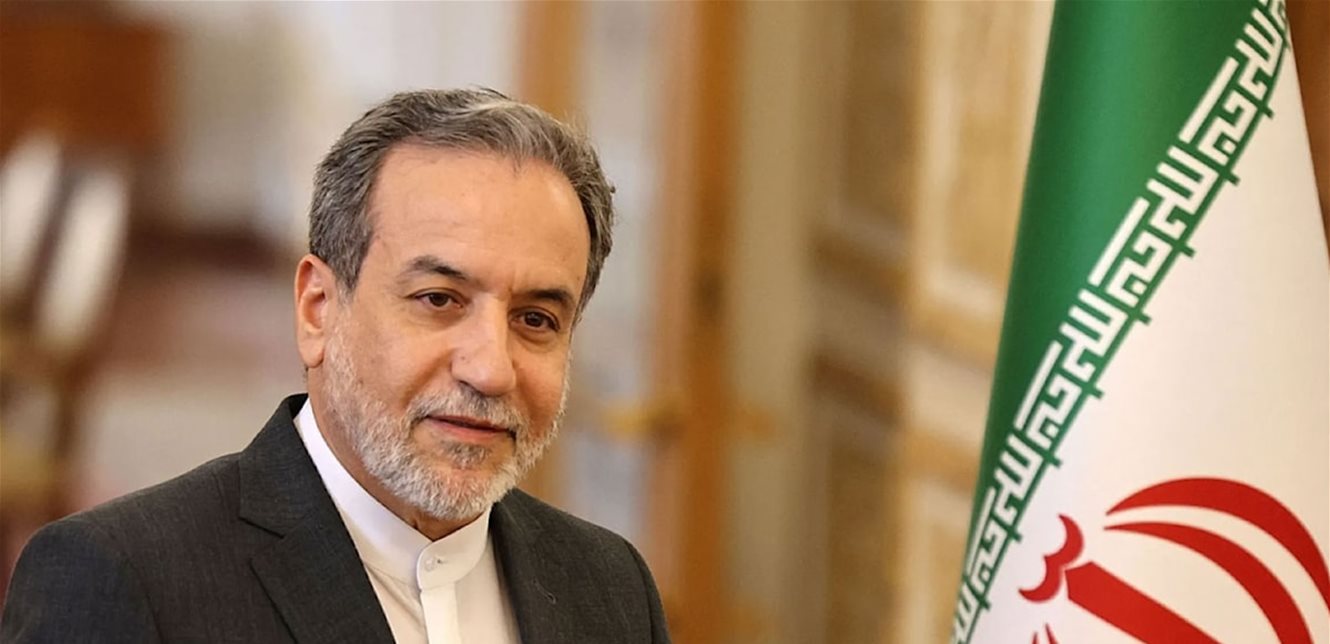 ما هو رد وزير الخارجية الإيراني على الهجوم الأمريكي؟