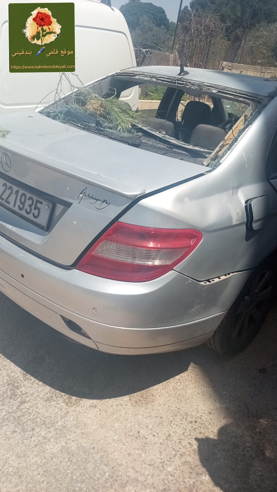 استهداف سيارة مدنية بمواكبة الجيش!