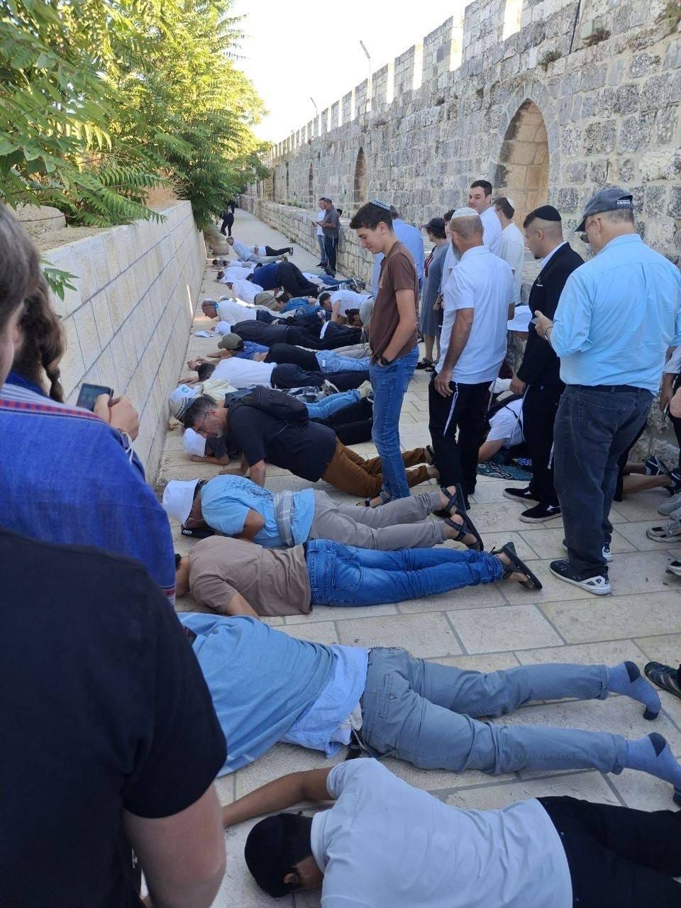 “يوم الغفران”..من تجرأ واقتحم المسجد الأقصى؟