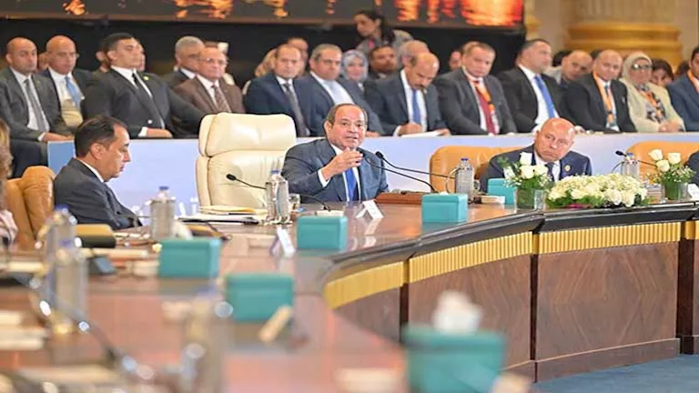 السيسي:دفاعنا عن السعودية ولن نهاجم اليمن